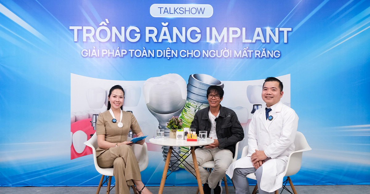 Talkshow “Trồng răng Implant – giải pháp toàn diện cho người mất răng” khép lại với khoảnh khắc đáng nhớ