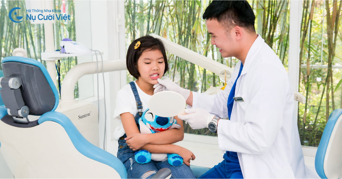 Khi nào nên khám răng cho bé? Các bệnh lí răng miệng thường gặp ở trẻ